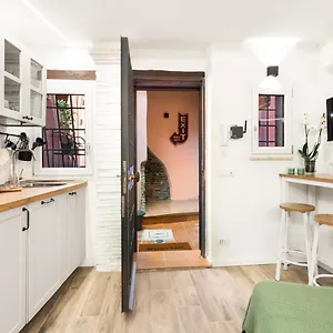 https://pellegrino-113-una-piccola-casa-nel-cuore-di-roma.it-romehotels.com